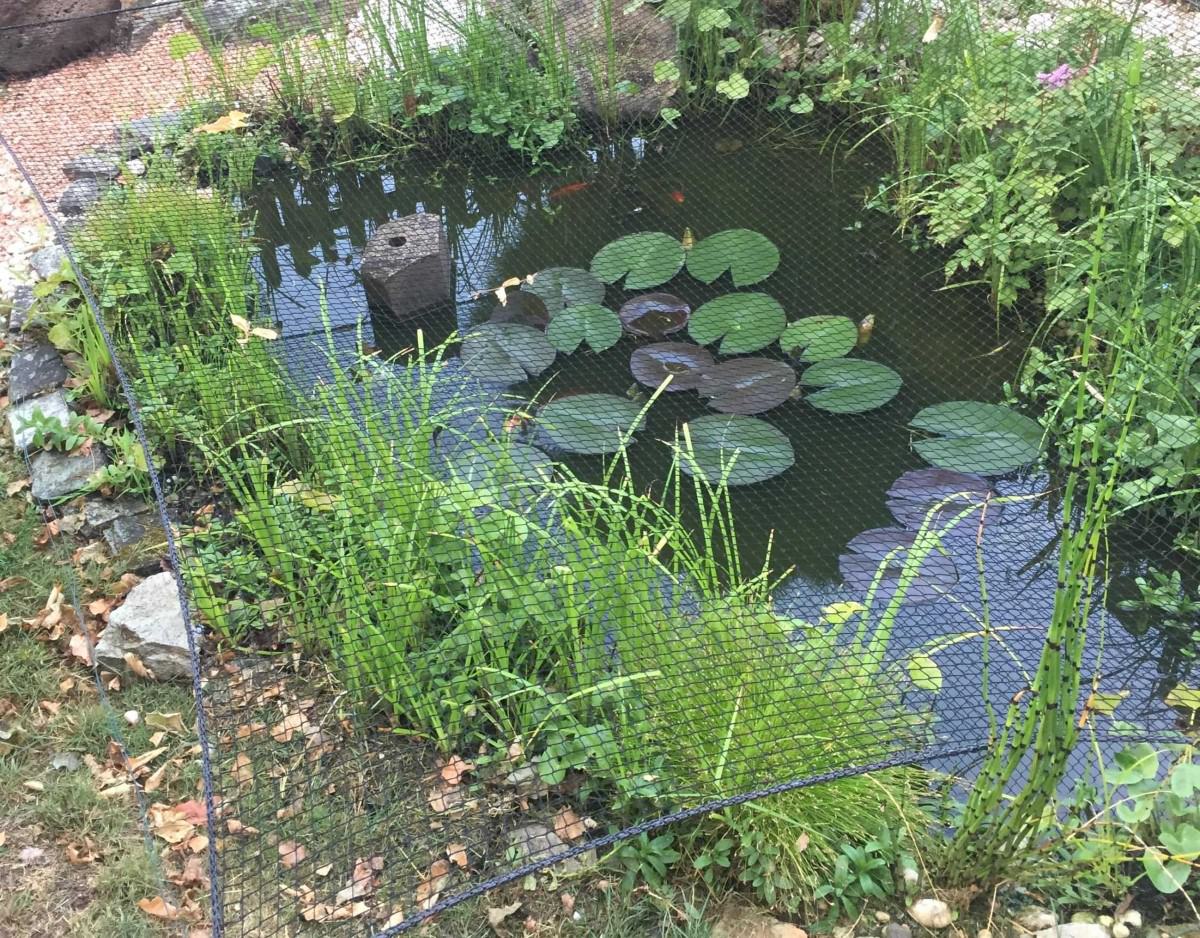 Leaf Nets for Garden Maintenance