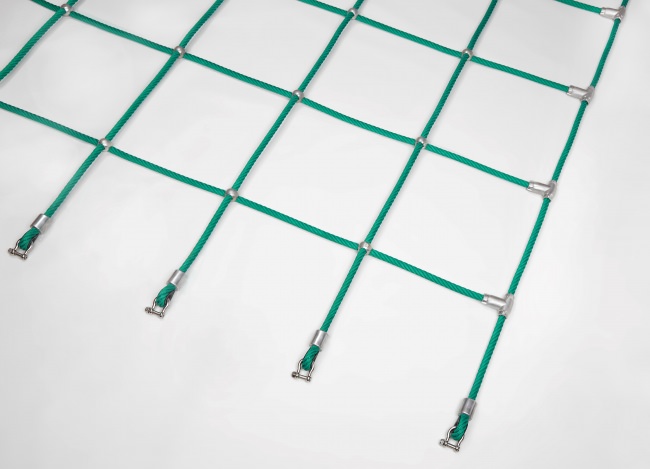 Custom-Made Scramble Net with Aluminium Knots | Safetynet365