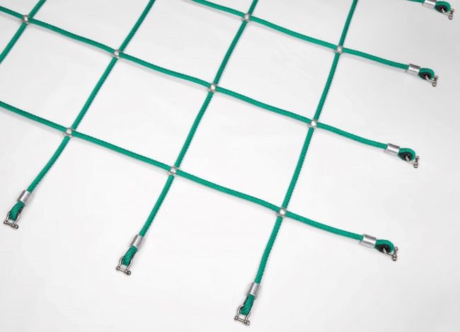 Custom-Made Scramble Net with Aluminium Knots | Safetynet365
