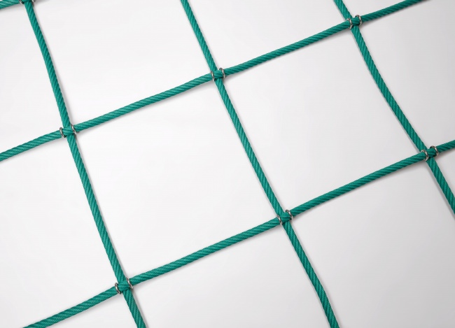 Maßgerfertigtes Kletternetz mit Edelstahl-Klammern | Schutznetze24