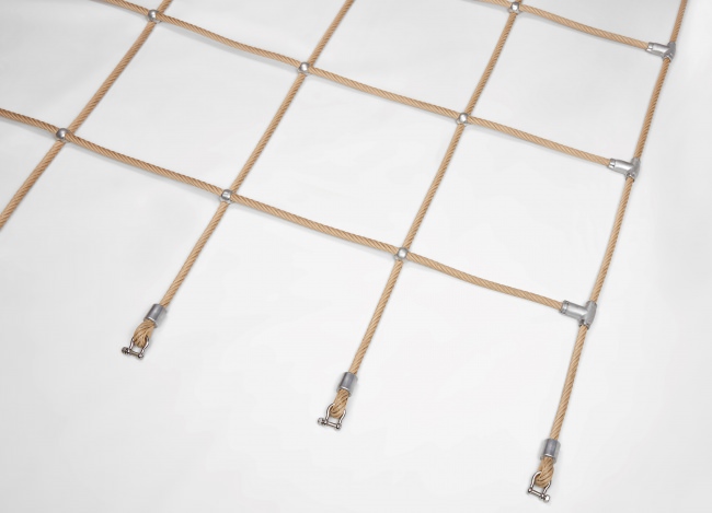 Custom-Made Scramble Net with Aluminium Knots | Safetynet365
