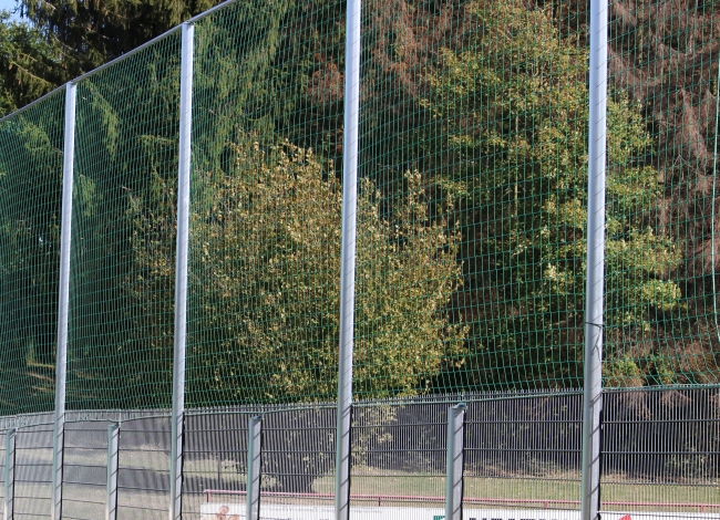 Aluminium Support Posts for Ball Stop Fences | Safetynet365
