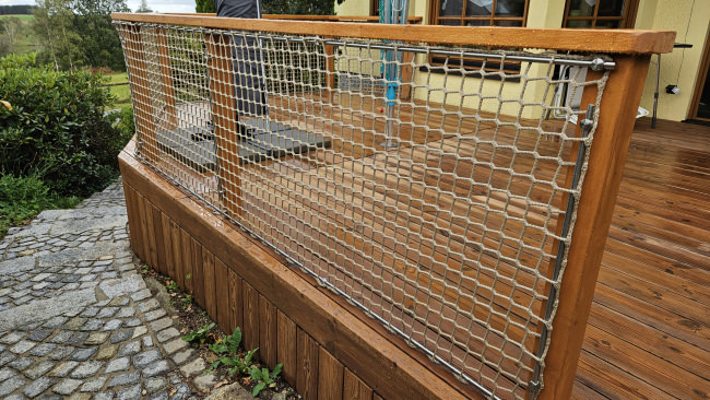 Kundenfoto von Spielplatznetz: sicherer Spielbereich 