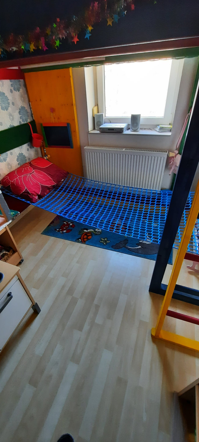 Kundenfoto von Spielplatznetz: sicherer Spielbereich 