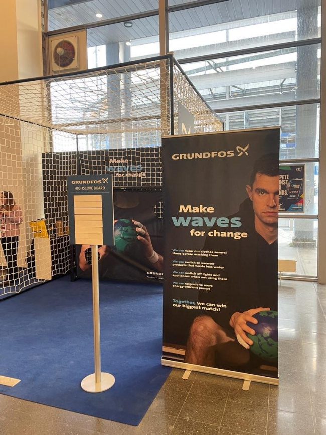 Kundenfoto von Flame-Retardant Net (DIN 4102 B1/B2) Custom-Made 