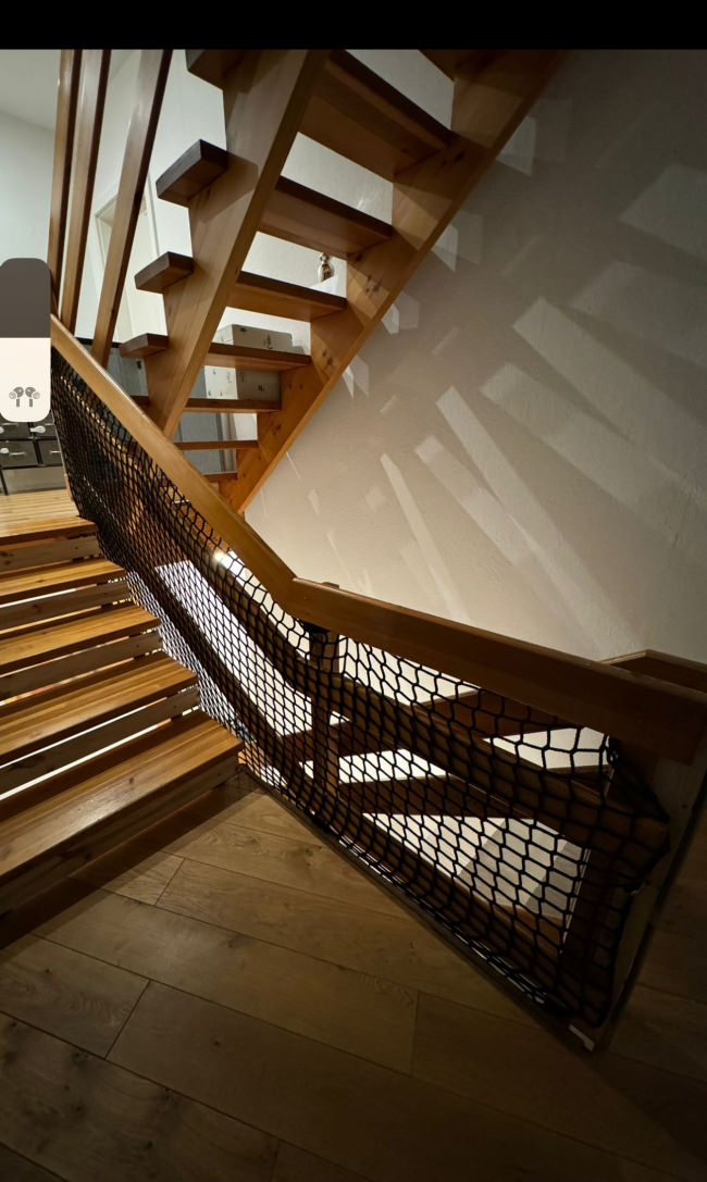 Kundenfoto von Safety Net for stairs/staircases by the m² 