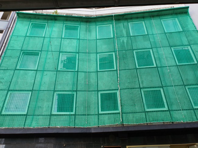 Kundenfoto von Fall Safety Net with Air-Permeable Tarpaulin 8 x 10 m 