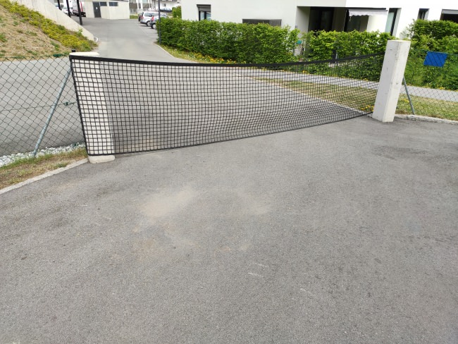 Kundenfoto von Courtyard Barrier Net - Available by the Meter 