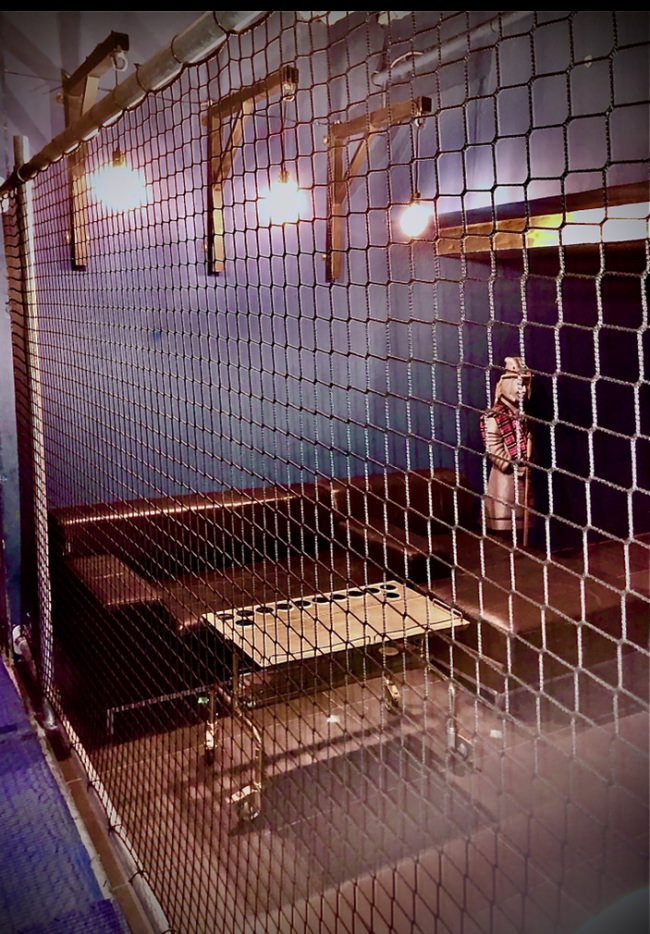 Kundenfoto von Sicherheitsnetz per m² (nach Maß) 2,3/45 mm 