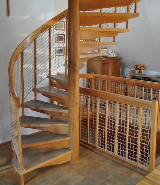 Kundenfoto von Staircase Safety Net by the m² (Made to Measure) 