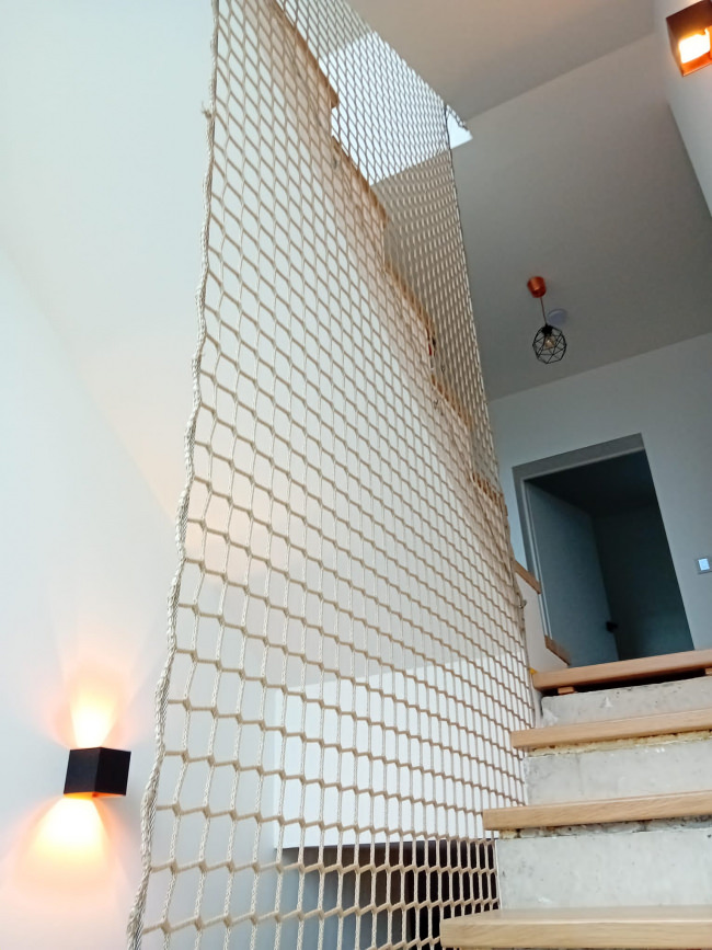 Kundenfoto von Safety Net for stairs/staircases by the m² 
