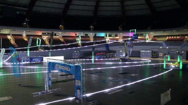 Kundenfoto von Flame-Retardant Drone Safety Net for Drone Arenas 