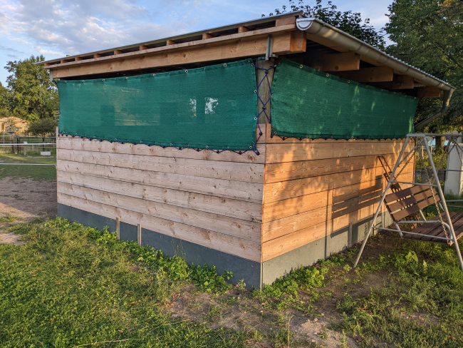 Kundenfoto von Windschutznetz nach Maß für Heim, Garten und Sport 