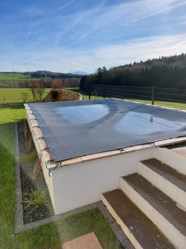 Kundenfoto von Leaf Protection Fabric by the m² (Made to Measure) 