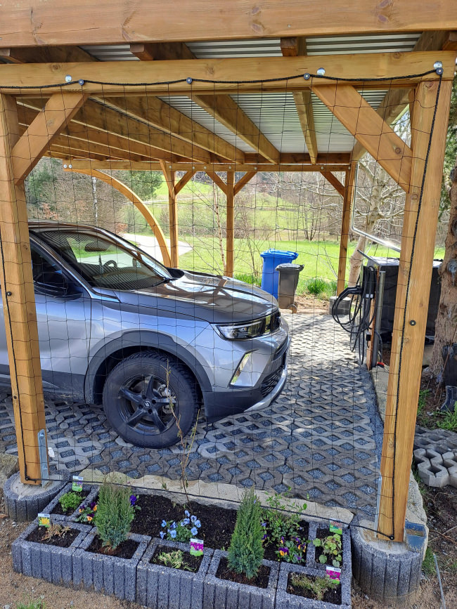 Kundenfoto von Climbing Plant Net by the m² (Trellis Netting), Black 