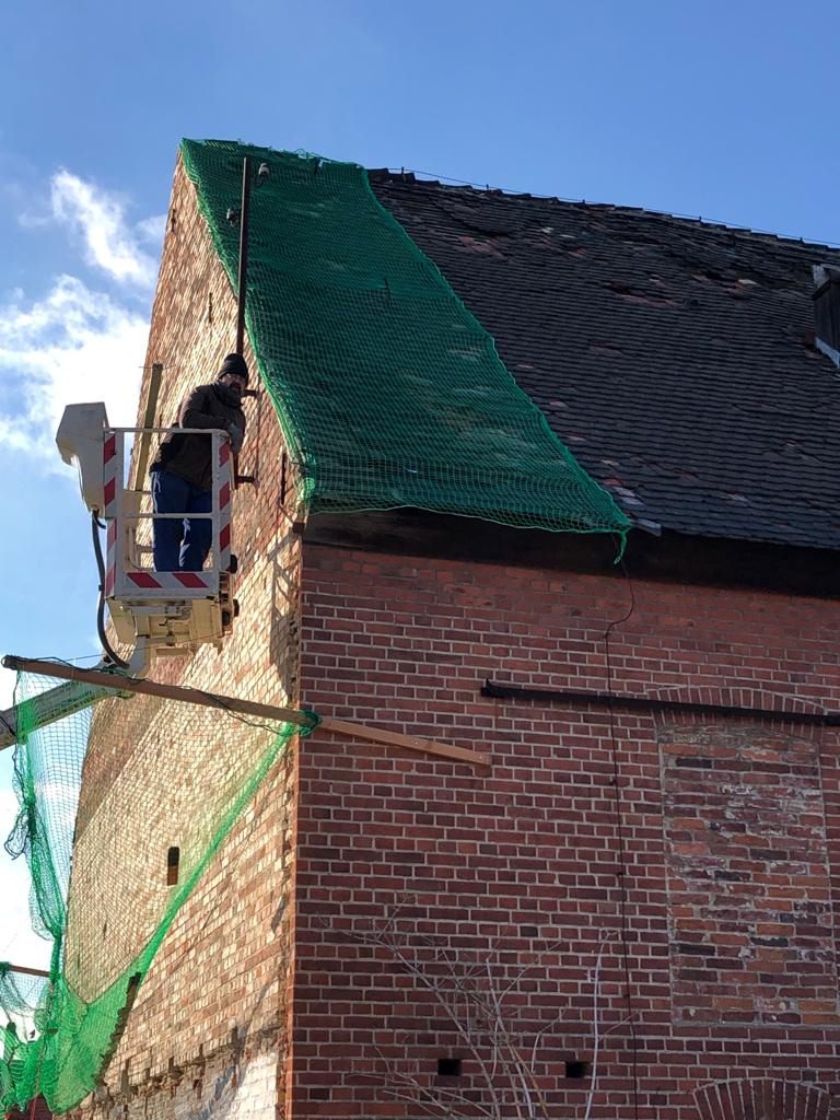 Dachziegel-Sicherungsnetze & Fassaden-Sicherungsnetze