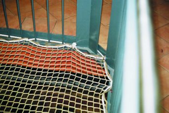 Treppenhaus-Auffangnetz per m² (nach Maß) | Schutznetze24